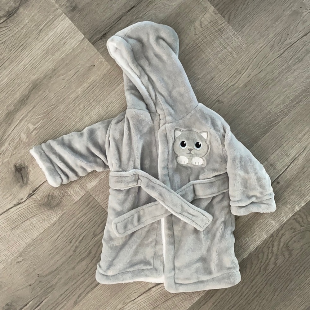 Baby robe